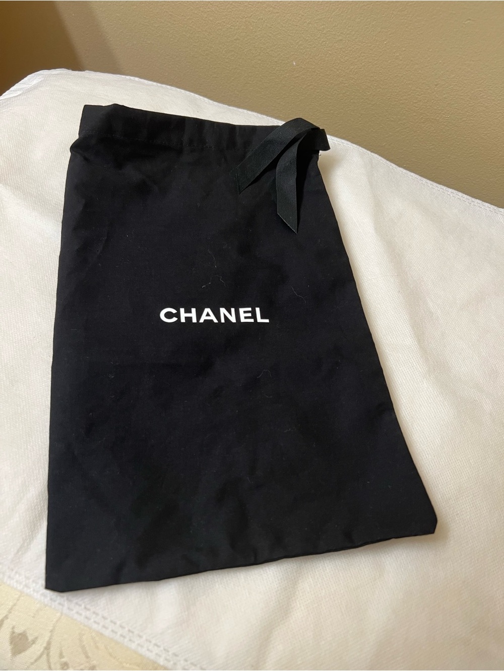 CHANEL authentic Drawstring Dust Bag NEW
